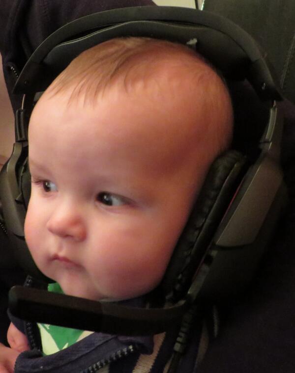 ptertje's tweet photo. Pro-gamer in spe :p http://t.co/7SqCW26S44