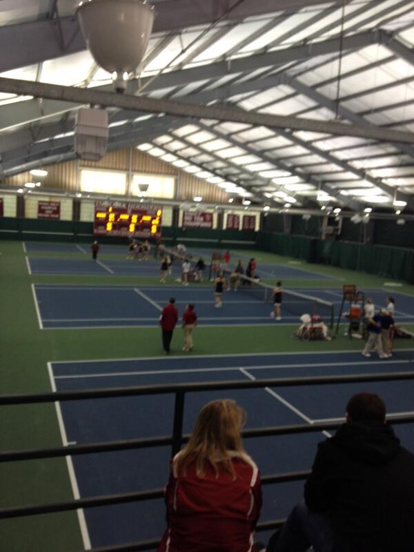 kg4school's tweet photo. iu is winning 1-0 at the 10 minute intermission #c251 http://t.co/Ghmtnm8DoF