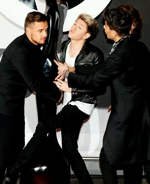 maikoldirection tweet picture