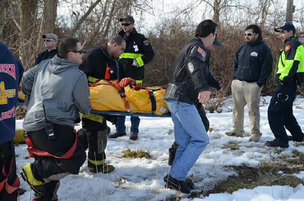 WarrenFireRI's tweet image. Ice water drill this morning #WarrenFire #Warren @eastbayri