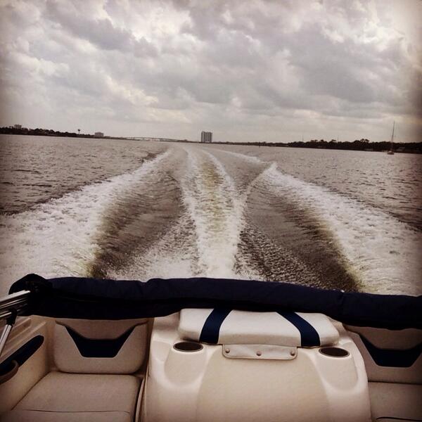 casey_cotton's tweet image. Finally got to take out our @baylinerboats 185 today before the rain visited! #firstboat