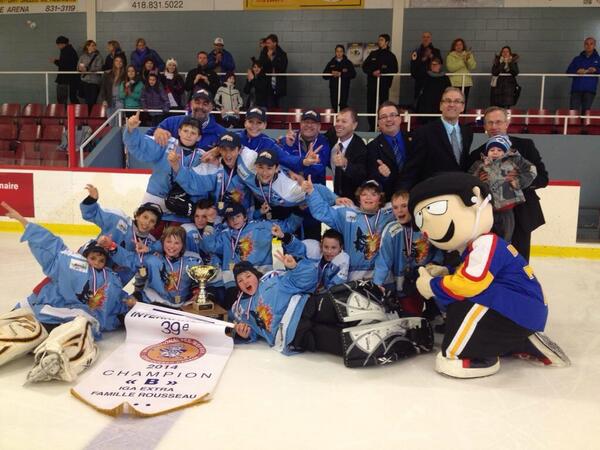 Pour la clôture, c'est Grenoble qui a gagné contre les Béliers de Québec 4-1 bravo !! #hockey #peewee