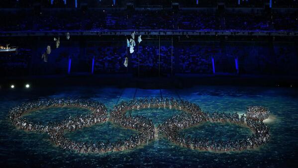 TheBradLuck's tweet image. During #Closing Ceremony, #Sochi makes fun of #ringfail from #OpeningCeremony ---&amp;gt; nbcolympics.com/wvit/photos/im… #sochi2014