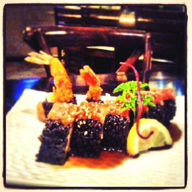 Back in Cali safe &amp; sound enjoying some Sushi.  Yummy &hearts;&hearts;&hearts; http://t.co/ns7Nr99khO<a href="/tag/madlove"class="tags"><span>#madlove</span></a><a href="/tag/ilovenyc"class="tags"><span>#ilovenyc</span></a>