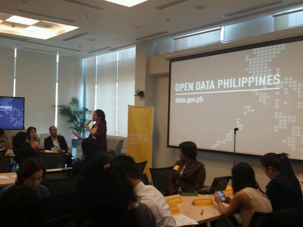pcogovph's tweet image. RT @datagovph: Ivy Ong, Outreach Lead of Open Data, facilitates Jargon-Busting Session. #OpenDataPH