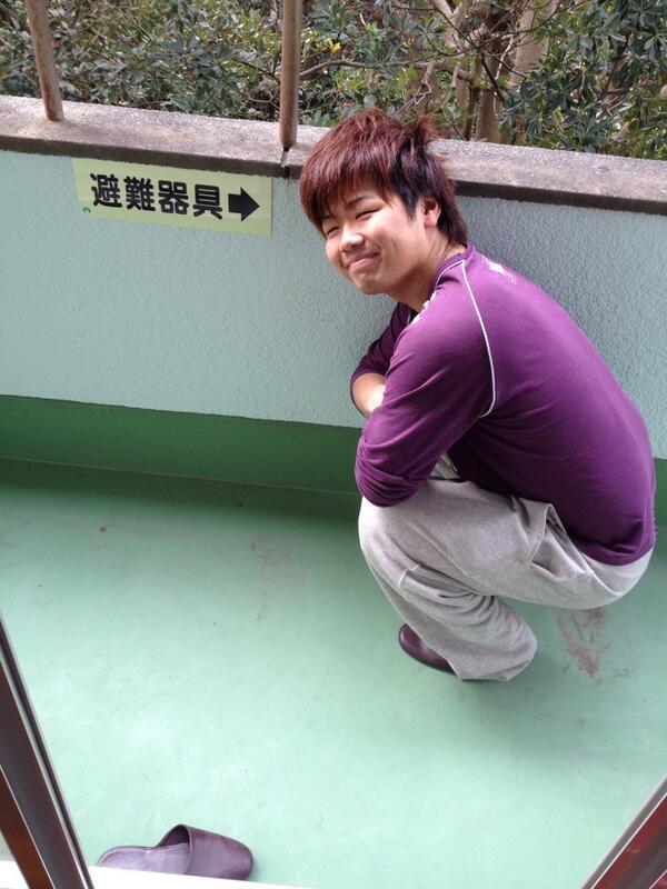 AMOLiiN's tweet photo. 彼を使って避難を試みたらだれひとりとして助からないであろう。だから君は今日から避難器具ではなく避妊器具だ。 よろしくコンドームハルキくん。 http://t.co/SzPiqhJ8RA