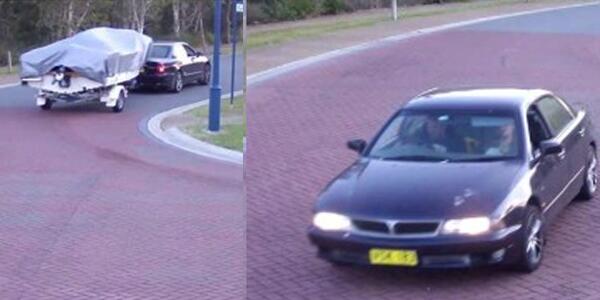 9NewsGoldCoast's tweet photo. Police looking for a boat stolen from Boambillee Dr, Coomera yesterday. Towed on a trailer with registration CP0270 http://t.co/nrafsAvWkQ