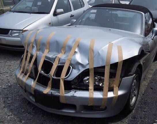 CauseWereGuys's tweet photo. Me trying to fix my grades right now http://t.co/LFZtUwMYHJ
