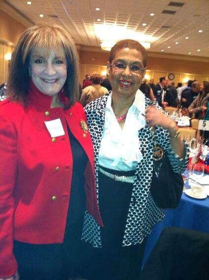 Susan R. Hoffmann tweet media