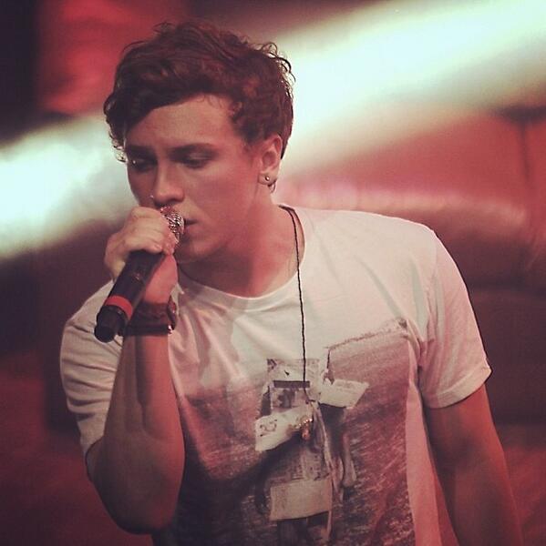 Bailey_ClarkHA's tweet photo. Watching @JackHallHA perform http://t.co/VhpsD1I0DF