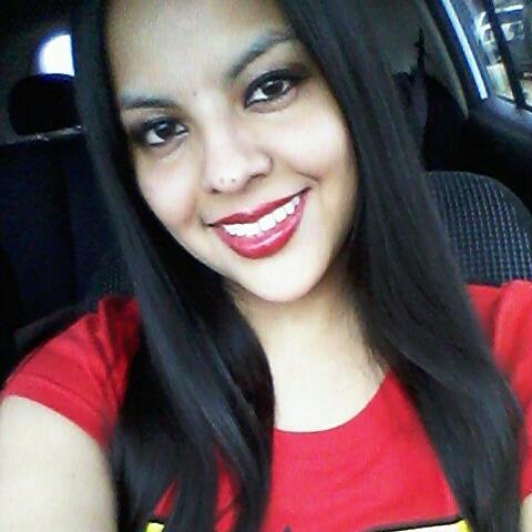 MarthaRodriguez's tweet photo. Me gustaria ganar un kit! Escojeme a mi @AleEspinozaTV!!! Viva Mexico! #NBLSelfie http://t.co/cJzHuU6oI3