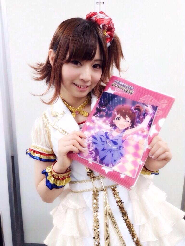山崎はるか ワンマンアーカイブ22日まで まずは一人で 未来と同じ髪型にメイクのいささんにしてもらいました 髪飾りも当日に 大久保さんと小泉さんに作って頂きました ありがとうございました Http T Co Mq0erlinbn 山崎はるか ワンマンアーカイブ22日まで まずは一人で 未来と同じ髪型にメイクのいささんにしてもらいました 髪飾りも当日に 大久保さんと小泉さんに作って頂きました ありがとうございました Http T Co Mq0erlinbn