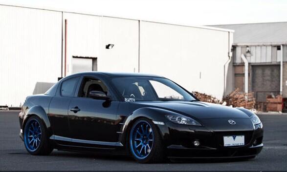 MazdaPorn's tweet photo. RT if you appreciate a good looking Mazda when you see one 😉 http://t.co/v91wYpeYHT