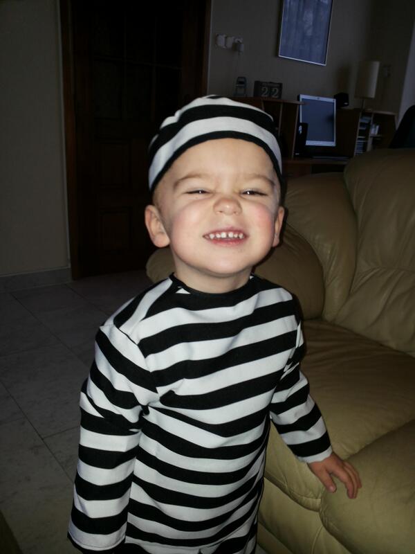 sabrinasulsters's tweet photo. Carnaval op de psz. Plaatje klopt precies ;) http://t.co/aa3UNNqnJG