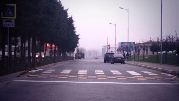 Yayaların güvenliği için yükseltilmiş yaya geçişleri yapıyoruz. <a href="/yusufuzun_bduzu/">Yusuf UZUN</a>