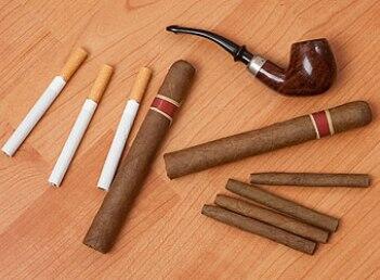 cubancigar's tweet photo. Happy Monday, friends!
Have you ever tried smoking cigarettes after you've started smoking cigars? How did it taste? http://t.co/mcC9UhqfN4
