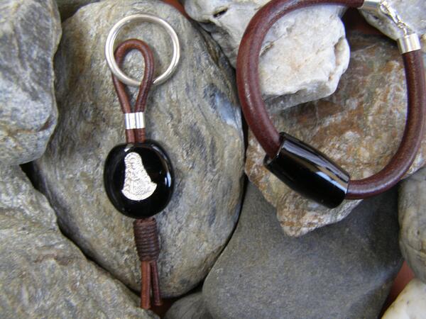 Novedades en Tialicomplementos.blogspot.com #regalos #complementos <a href="/Ecija_Sevilla/">Ecija-Sevilla</a> <a href="/rociodeecija/">Hdad Rocío de Ecija</a>, RT por favor