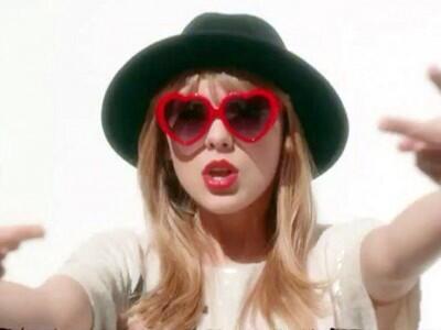 startomori's tweet photo. You keep me next to you!!! http://t.co/AUVsbbSwem