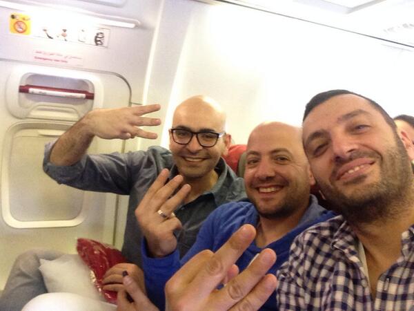 Hussein78's tweet photo. #arabidol الى المغرب در @almtv @TwinsProdlb http://t.co/YpbQXjIbs5