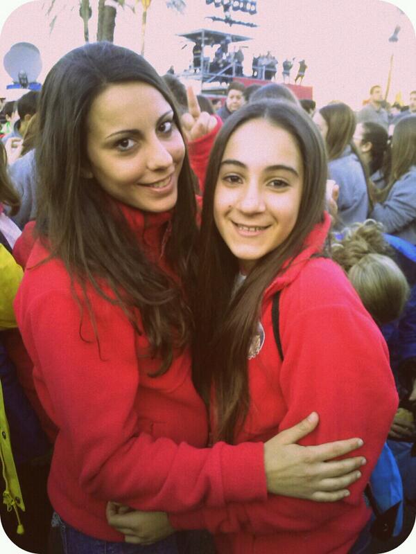 Noeliaxiri's tweet photo. En la crida con mi @Gisela0055 http://t.co/3xlsOE1axv