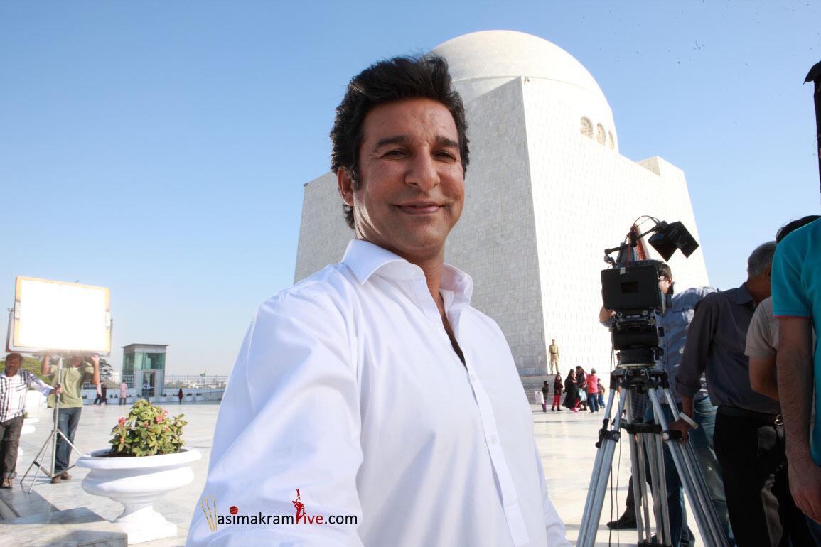 Wasim Akram On Twitter Genius Hain Hum Genius Hai Pakistan Http 