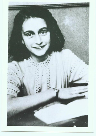 TheDailyMice's tweet photo. Anne Frank Book Vandals in Japan
Read here:http://t.co/ydg3VZv32A http://t.co/Gt3cBtnqoa