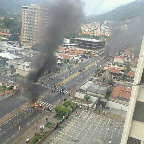cevt1961's tweet photo. #VzlaElQueSeCansaPierde Valera Edo. Trujillo. 8:00AM. http://t.co/4eoeeCZfqW