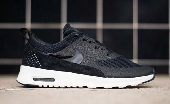 welove_sneakers's tweet image. Air Max Thea