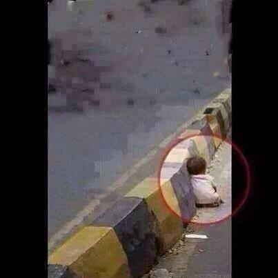 bader_abdelaziz's tweet image. هذه ليست قطه تختبئ من الموت 

هذه أنسانه ....❗️❗️❗️

لعنة الله علي طاغية الشام