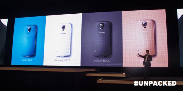 SamsungMobile's tweet image. #GALAXYS5 comes in electric Blue,  shimmery White, charcoal Black, &amp;amp; copper Gold. #UNPACKED