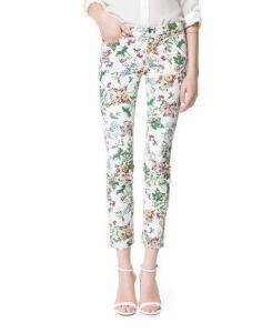Tu_ModaOnline's tweet photo. Pantalón detalle floral 15 euros http://t.co/wjJT8JmKHe