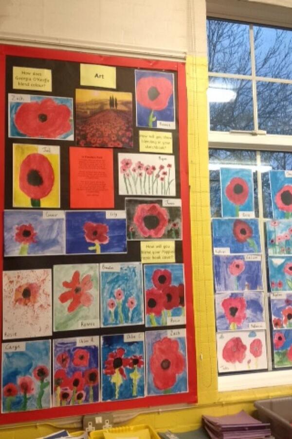 KylieACU's tweet photo. Water Colour Poppies - history/literacy/art all in 1!Linked 2 Flanders Field poem, WWI &amp; Georgia O'Keefe #ACUedu_452 http://t.co/efXa2jmEcG