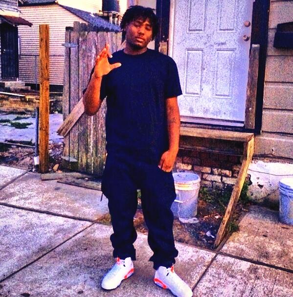 FrontaTownjay tweet picture