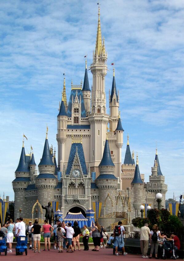 MeliFranchi_'s tweet image. #126días #Wicows #FunTimeJulio #Disney &amp;lt;3