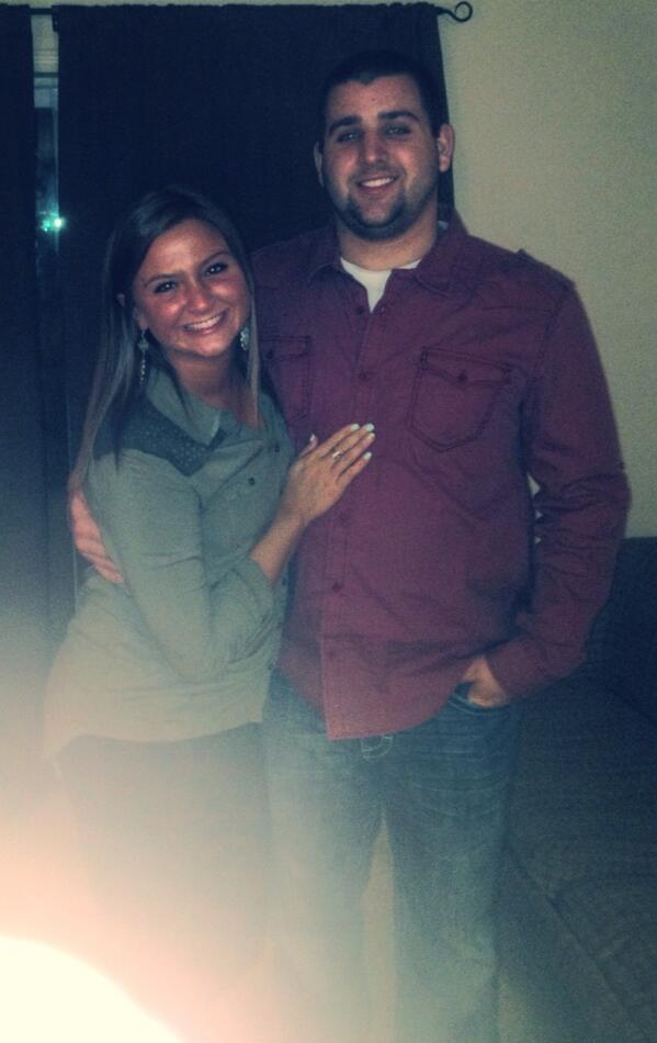 _ashtonstark's tweet photo. much love for this guy. ❤️😘 @starklogan http://t.co/mimKiyMJHj