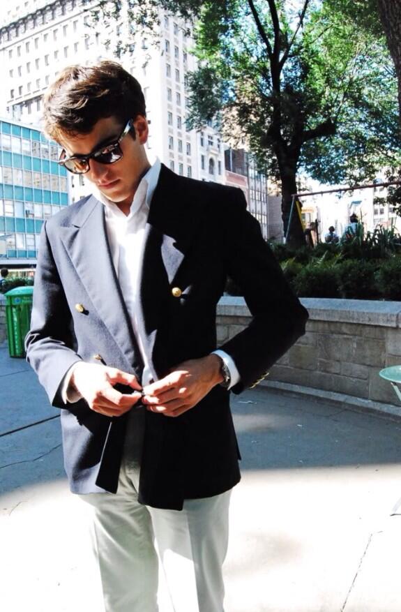 prepspo's tweet image. Every guy should dress like this. #preppy #prepspo