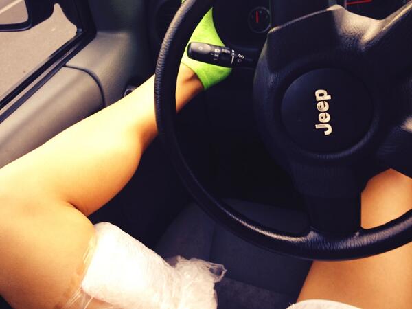 claireschex's tweet image. How I had to drive after practice... #trackprobz