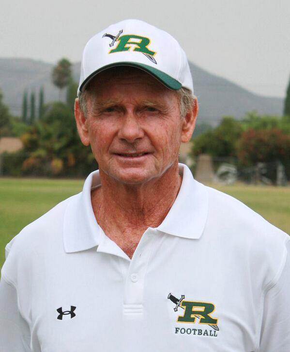 FootballRHS's tweet photo. Our own U of Oregon alum Coach Ron Veres QB #12 battles Washington State in 1961 Video http://t.co/FTpDGW5rlB http://t.co/RCb59CXI5K
