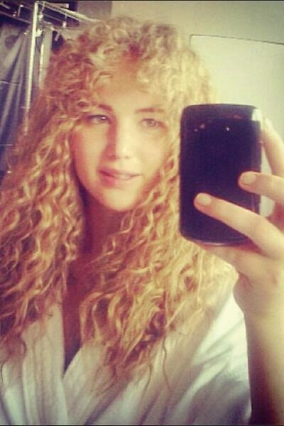 HRedneckJen's tweet image. Be jealous of my fro!