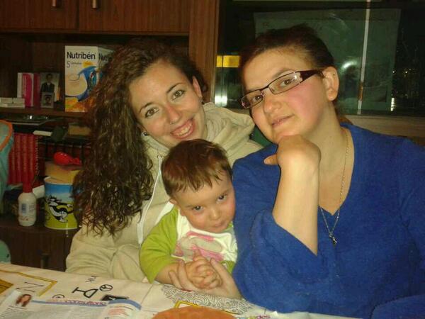 mari_yuste's tweet photo. @ainhoa8mayo tu si que eres especial Siempre tienes una sonrisa para ofrecernos TeQueremosMucho Att:Izan&amp;M°Dolores http://t.co/ol2AndlSSY