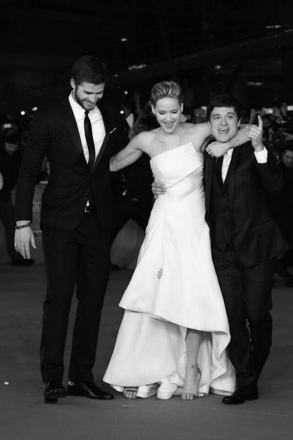 HRedneckJen's tweet image. Dont we all look handsome like unicorns?!