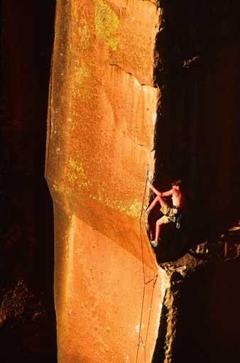 StewartMGreen's tweet photo. Bullet the Blue Sky...Ian cranking at last light at Penitente Canyon. Climbing: it's the length of life. Luv the luv http://t.co/Izxd7F2bN9