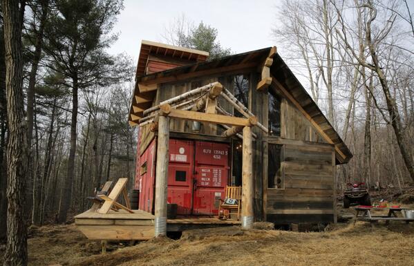 Some homes use an attic for storage. This cabin has its own shipping container. #BuildingWild 9/8c
