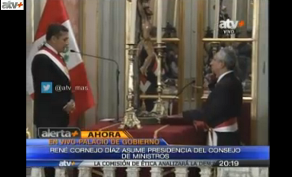 atvmasnoticias's tweet photo. [#ULTIMOMINTUO] René Cornejo juramenta como nuevo Primer Ministro (17 Movistar - 10 Claro) http://t.co/fcMLfrMY5S http://t.co/cKxVJryQWb