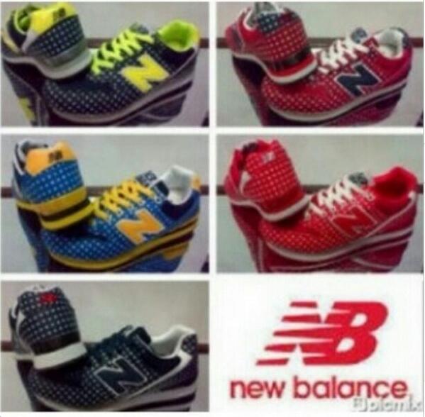 FetrikOctoP's tweet photo. LIMITED STOCK NEW BALANCE Rp320.000 size 37-44. Include Box Exclude Ongkir how to order? Sms08988402385 Pin740513EA http://t.co/y2nFP7XTsm