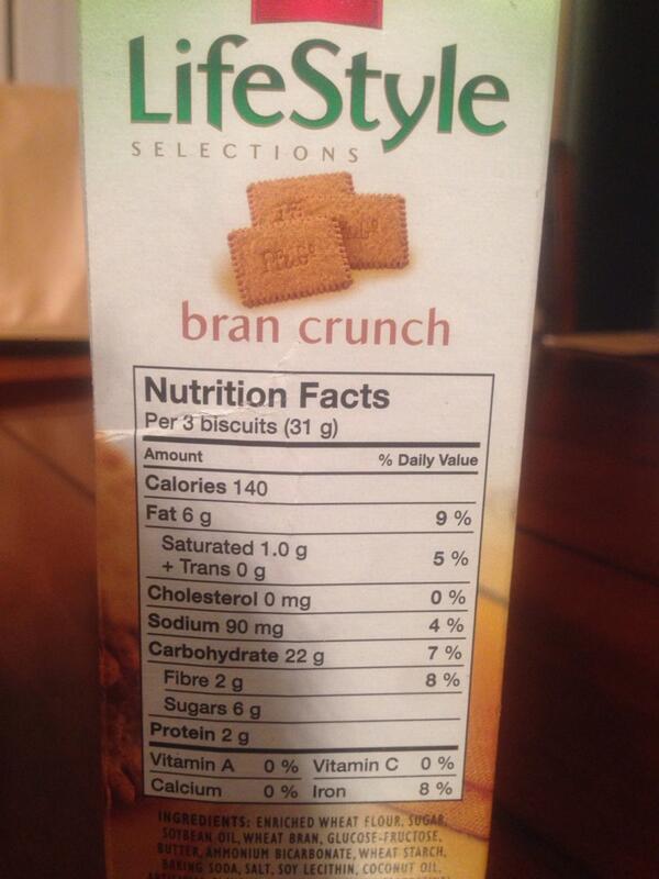 ShivaMyOneLove's tweet image. Life Stule Bran crunch cookies with 6g of fat per 3 biscuits #tssfnfats #barefat #sourceoffiber  @EatMustBFirst