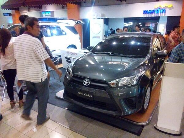 bubbith's tweet photo. Sigh.. Akhirnya kebuka juga ini uber..  #viaUberSocial http://t.co/eX1e2ZYCxG