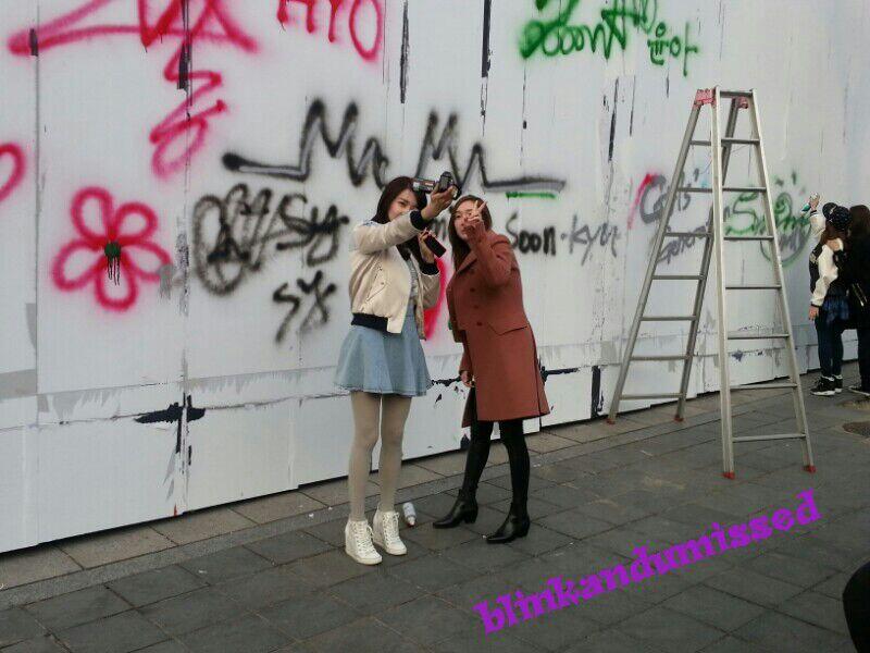 140225 SM사옥앞, 낙서하는 소녀들 + 그래피티 사진