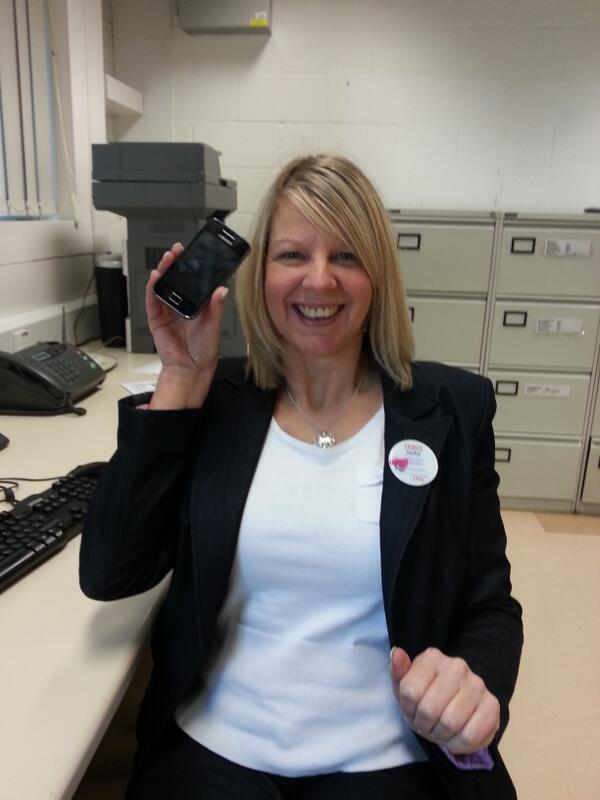 Getting our PM up to date with Twitter #downwiththekids #technokid #tescoholbeachrocks