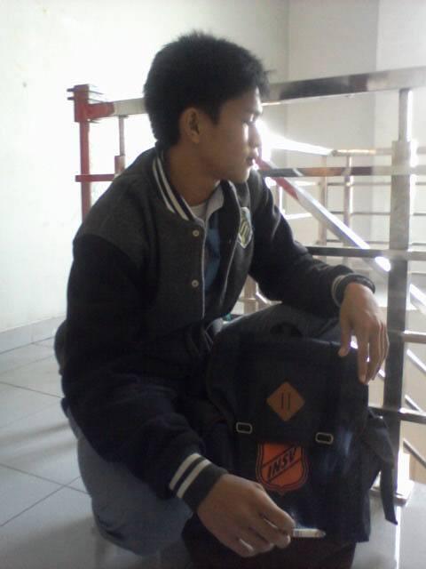 akmadevan tweet picture